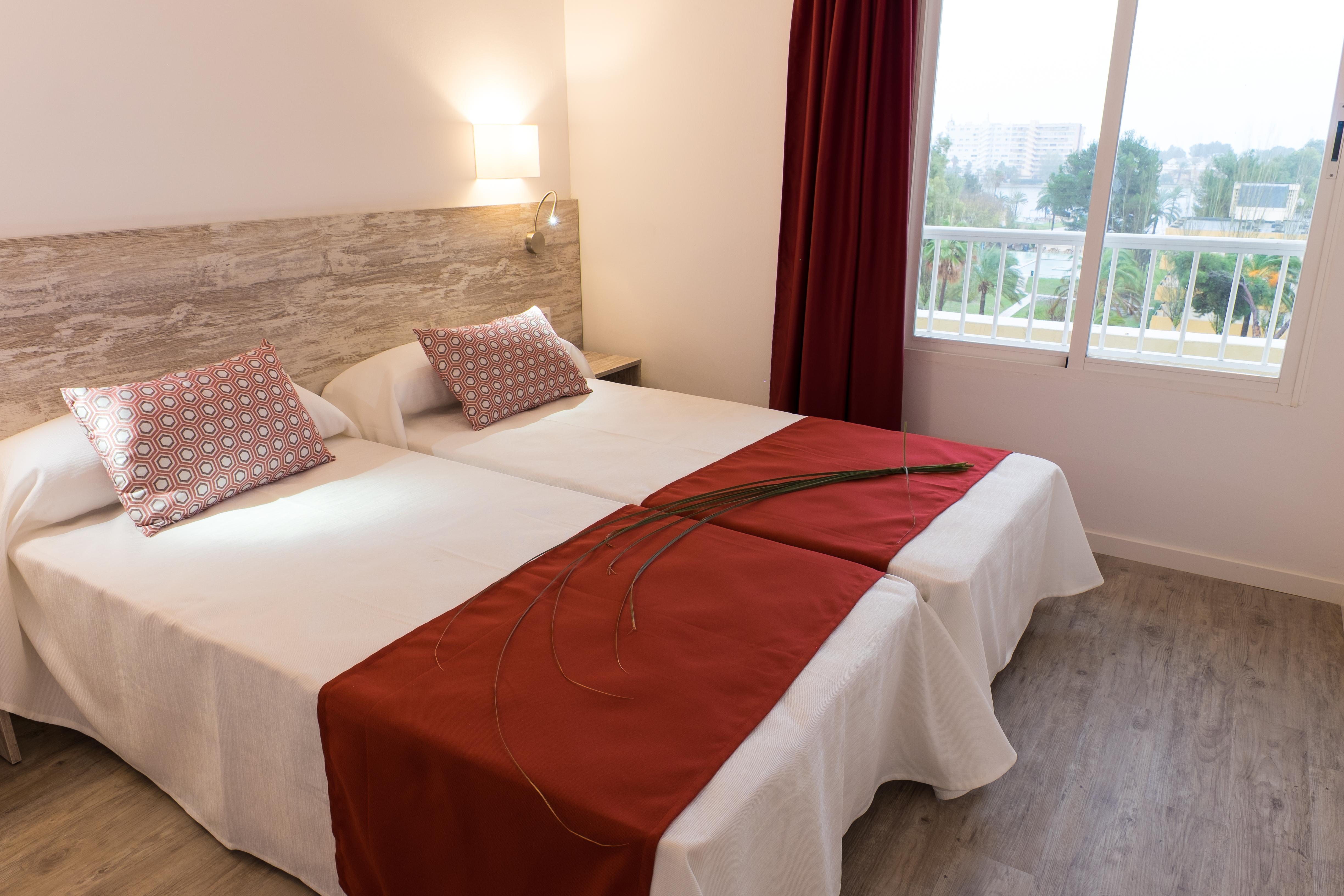 แบลลู คลับ Aparthotel Port de Alcudia  ภายนอก รูปภาพ