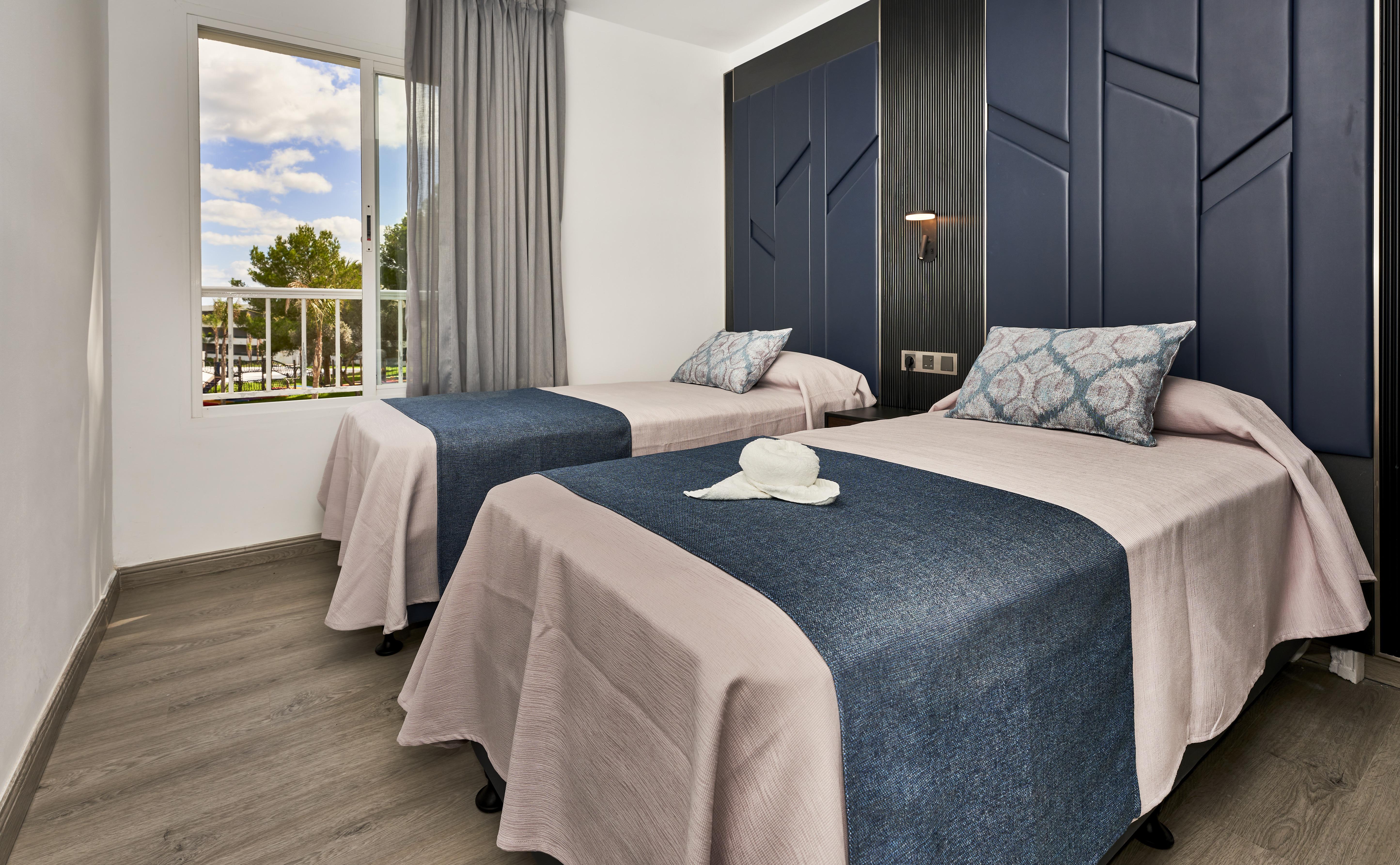 แบลลู คลับ Aparthotel Port de Alcudia  ภายนอก รูปภาพ