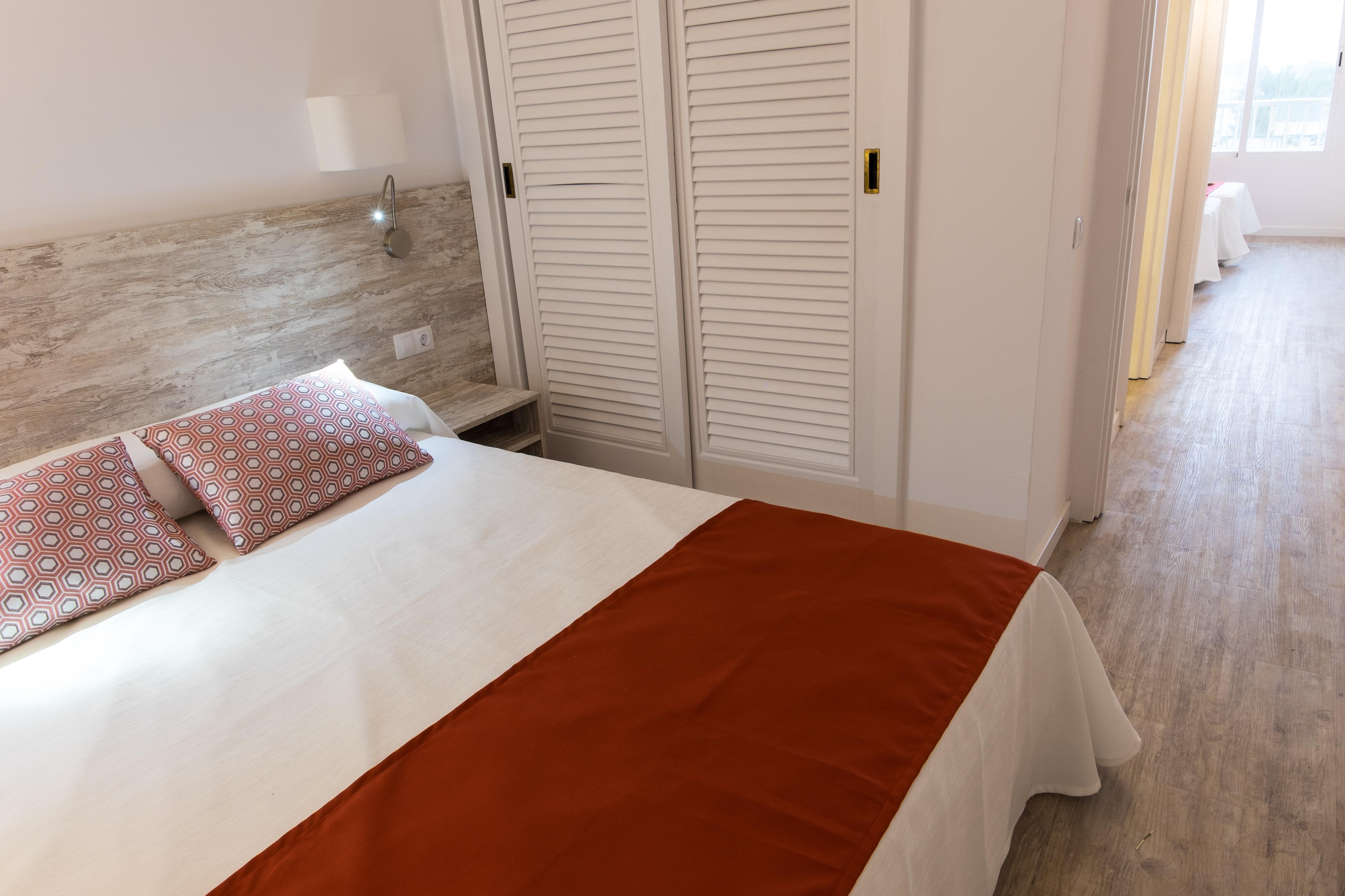 แบลลู คลับ Aparthotel Port de Alcudia  ภายนอก รูปภาพ