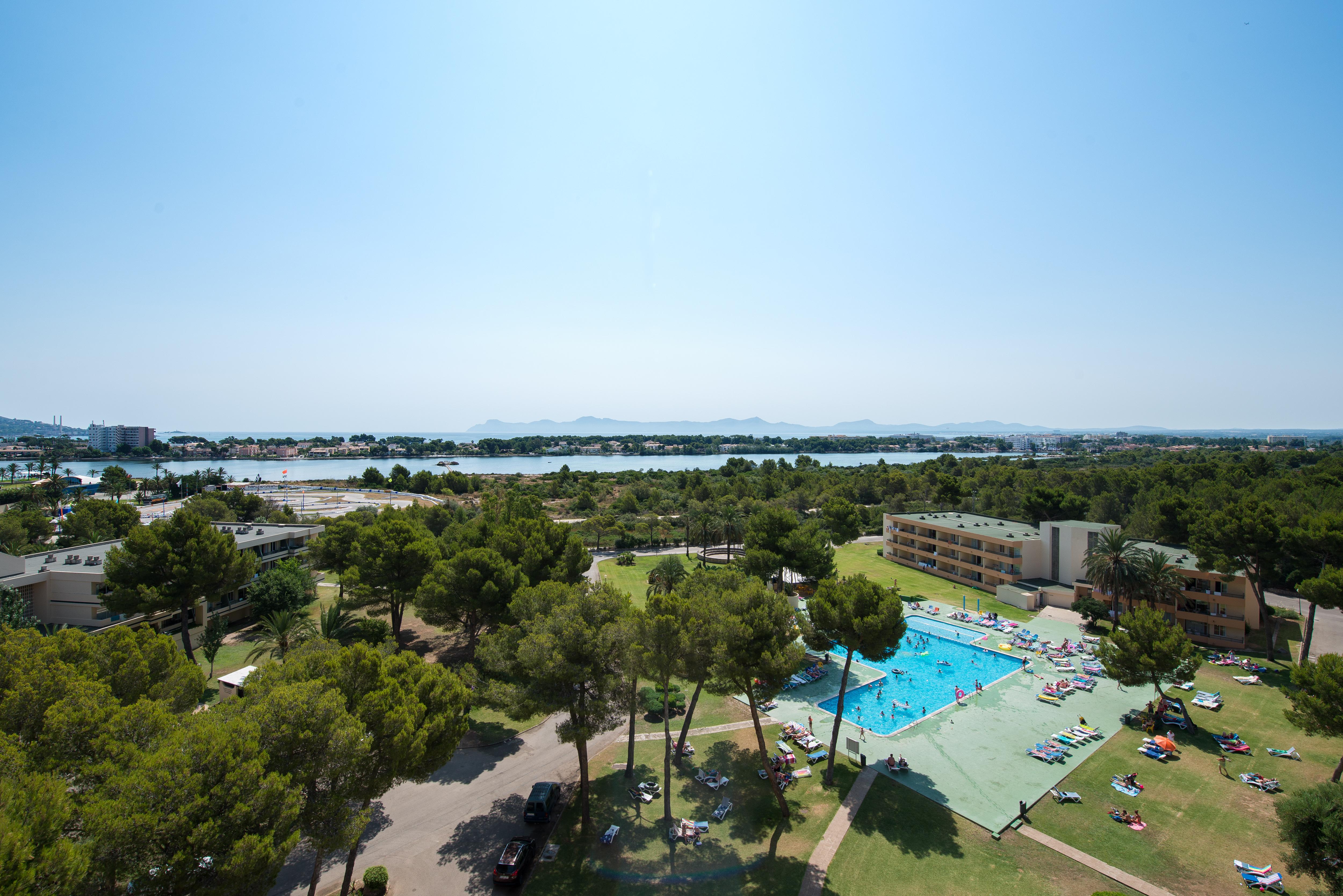 แบลลู คลับ Aparthotel Port de Alcudia  ภายนอก รูปภาพ